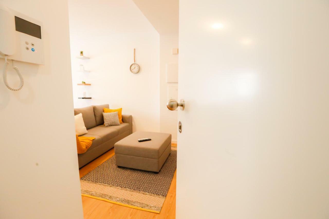 2 Towers Apartment Понта-Делгада Екстер'єр фото
